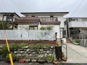 相模原市内　H様邸　外壁・屋根塗装工事・1階/2階 樹脂製バルコニー新設