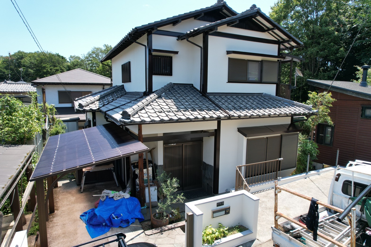 瓦洗浄、外壁塗装、木部塗装、樋交換、波板交換、落ち葉除け施工