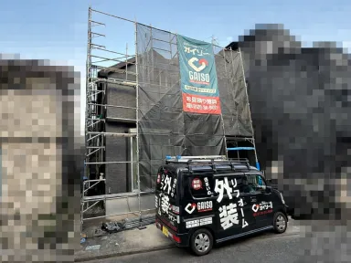 足場の設置が完了しました